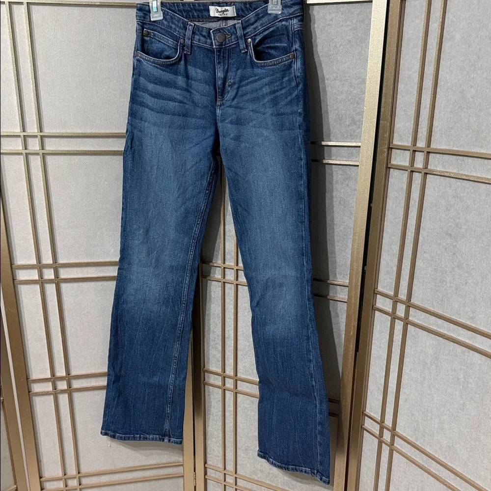 Wrangler RETRO, mid rise bootcut jeans, 28x31.5 per measurements - Picture 1 of 6